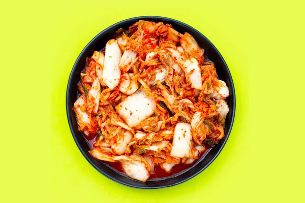Kimchi, Kore baharatlı mayalanmış sebze yemeği.