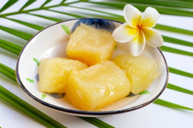 Şerbetli tapyoka. Tatlı tatlı