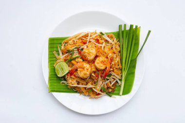 Tayland yemeği, kızarmış pirinç eriştesi (Pad Thai)