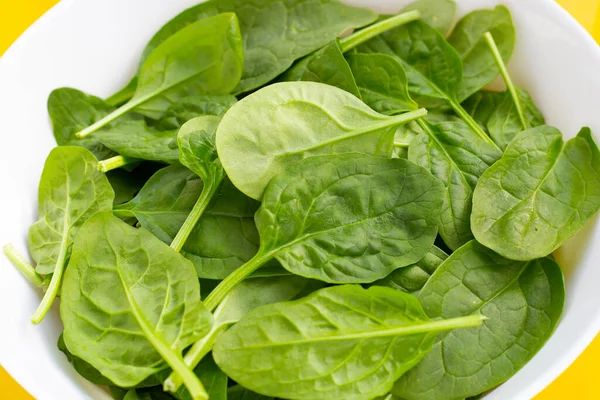 Spinach Leaves White Bowl — Stock Photo, Image