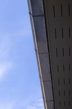 House rain gutter, Pipeline sysem.