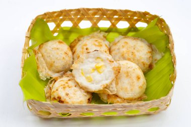 Khanom Krok, Tayland hindistan cevizi sütü tatlısı. Hindistan cevizli pirinç krepi.