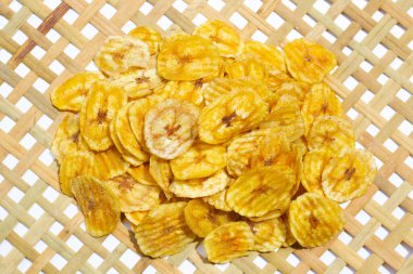 Muz dilimi cipsi. Meyve çerezi.