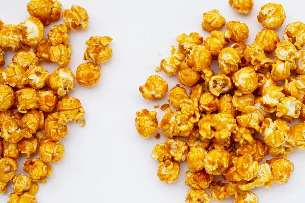 Honey Caramel Popcorn White Background — 图库照片