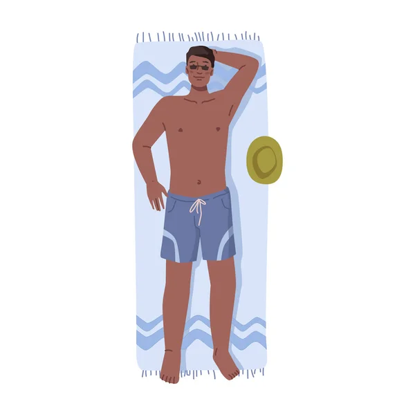 日光浴 海辺で休んでいる人 休暇中のビーチ観光客の男 レジャーや休日 夏の日焼け ベクトルイラスト 水着でフラット漫画の性格 — ストックベクタ
