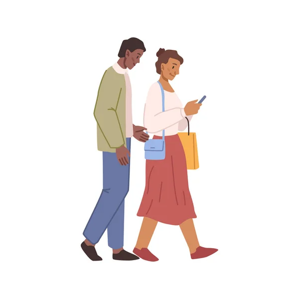 Heureux Couple Homme Femme Avec Smartphone Marchant Ensemble Isolés Personnages — Image vectorielle