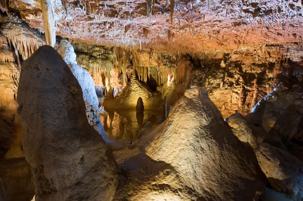 All'interno di una grotta — Foto Stock