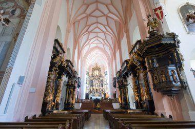 iç collegiate Kilisesi