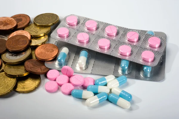 Medicines and money — Stock Photo, Image