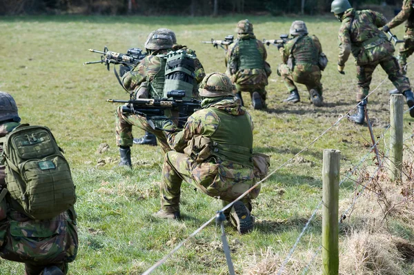 Soldados durante um treinamento — Fotografia de Stock