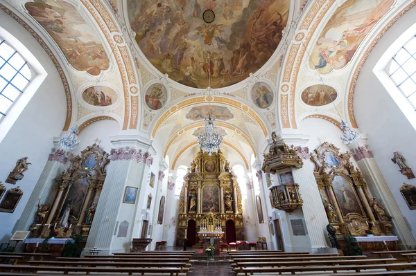 Kerk interieur — Stockfoto