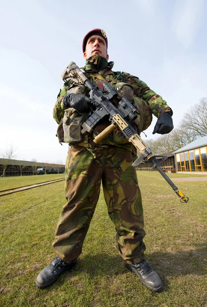 Silahlı özel kuvvetleri eğitim — Stok fotoğraf