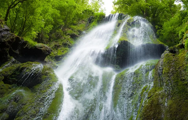 Kaskadenwasserfall — Stockfoto