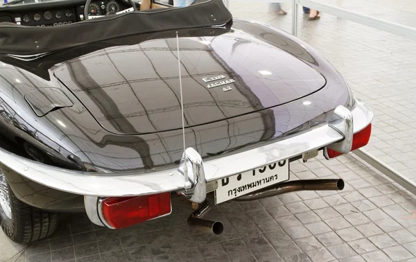 Винтажные автомобили Jaguar E-Type — стоковое фото