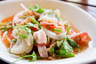 Ahtapot baharatlı Tayland gıda