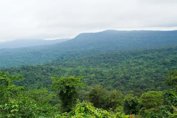 Pang Sida paisagem de montanha . — Fotografia de Stock