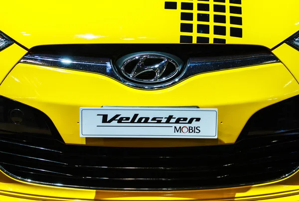 БАНГКОК - 1 декабря: Hyundai Veloster на выставке The 30th Th — стоковое фото