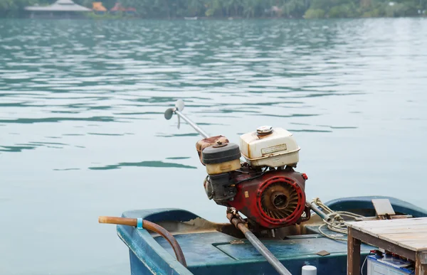 Långstjärtad båt i Thailand — Stockfoto