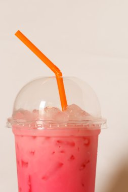 serin pembe süt