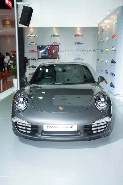 Bangkok - 30 Mart: porsche carrera s araba 35 ekranda — Stok fotoğraf