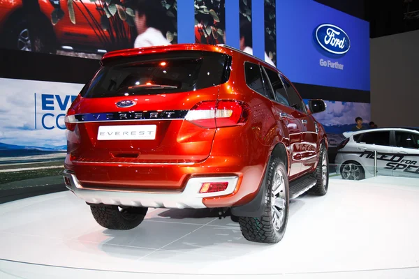 Bangkok - 30. března: ford everest 4wd na displeji v 35 bang — 图库照片