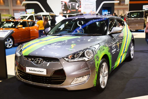 Bangkok-30 maart: alle nieuwe veloster Brazilië huid voor voetbal wo — Stockfoto