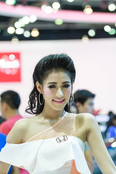 BANGKOK THAILAND-MARCH 30 : Unidentified models pose on Honda bo — Stock Photo, Image