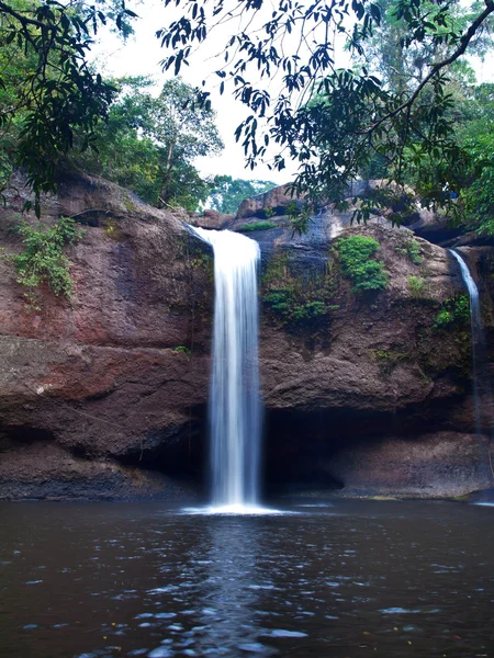 Haew Suwat Waterfall — Stock Photo, Image