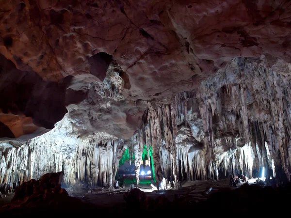 탐 카오 빈 동굴 — 스톡 사진