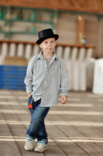 Menino elegante — Fotografia de Stock