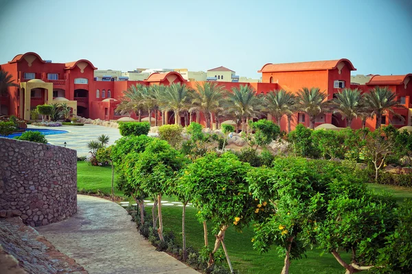 Hotel building in Egypt — Stock Photo, Image
