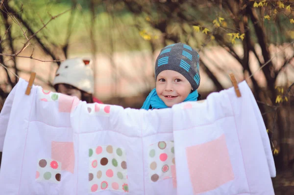 Hilfe für Mama — Stockfoto