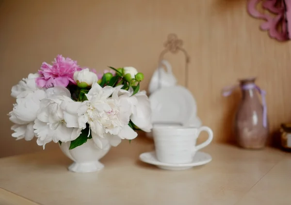 Bouquet of peonies — Stock Photo, Image