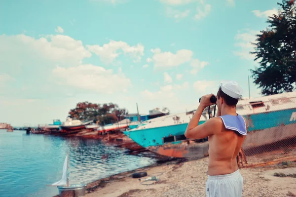 Joven marinero —  Fotos de Stock