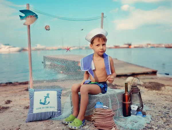 Мальчик моряк — стоковое фото