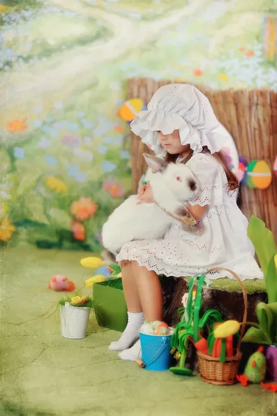 Girl and rabbit — Stock Photo, Image