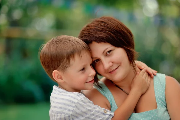 Family on walk — Stock Photo, Image