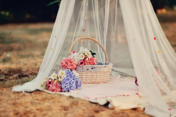 Blommor stilleben — Stockfoto