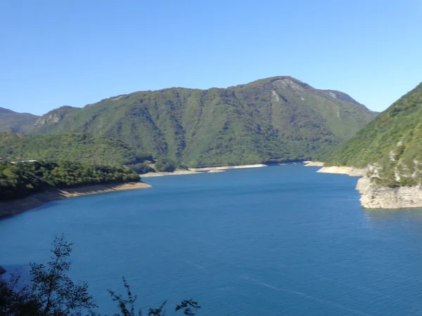 Montañas y mar — Foto de Stock