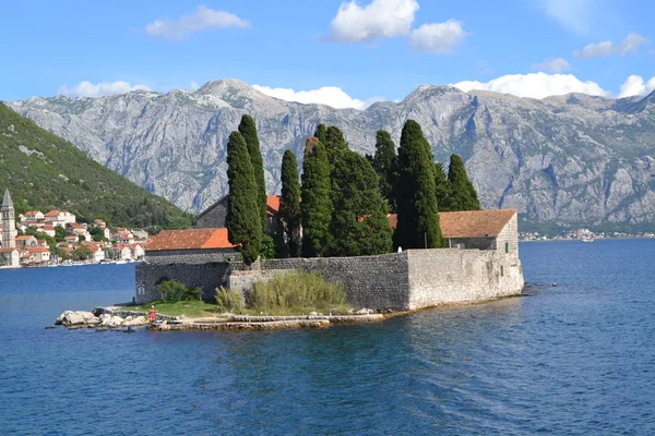 Island with houses — Stock Photo, Image