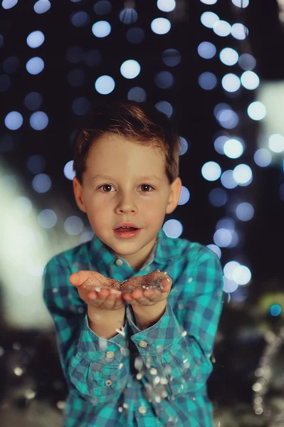 Mooie jongen glimlach — Stockfoto