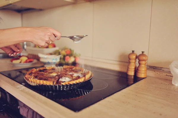 Főzés almás pite Stock Kép