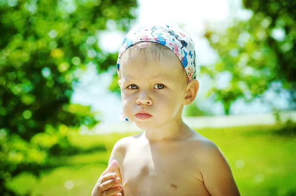 Nackter Junge — Stockfoto