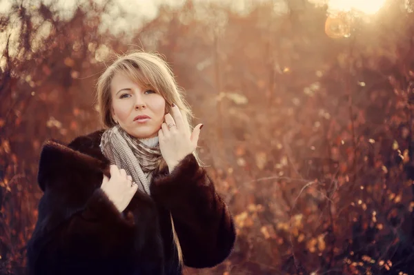 Portrait of a girl — Stock Photo, Image