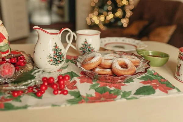 Стол Оформленный Рождественском Стиле Праздничного Ужина — стоковое фото