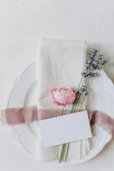 White Blank Sheet Paper Plate Menu Mockup Invitation Mockup Business — 스톡 사진