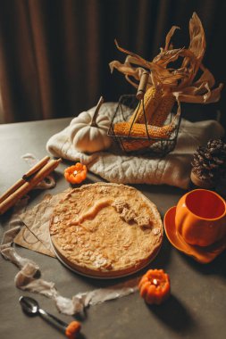 Noel yemeği için balkabağı turtası, Şükran Günü yemeği, Cadılar Bayramı pastası.