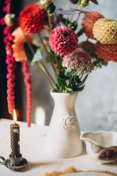 Red Autumn Flowers Dark Background Elegant Bridal Bouquet Marsala Color — Stock Photo, Image