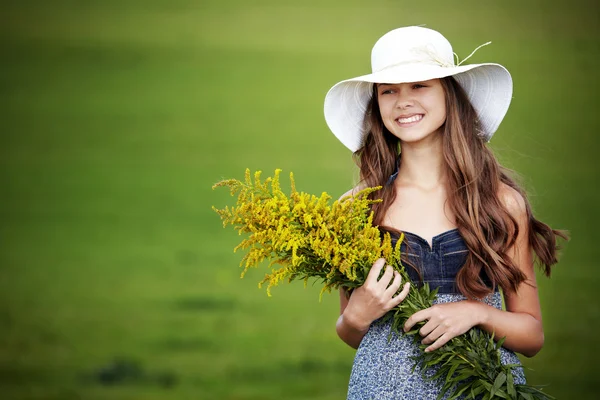 Meisje - smile - geluk - lifestyle - romantiek Stockafbeelding