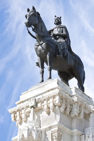 Monument to King Saint Ferdinand — Stock Photo, Image